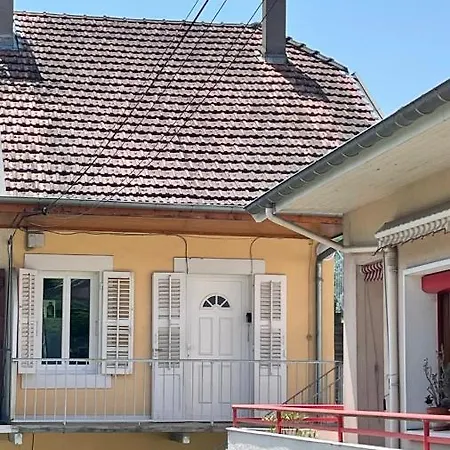 T1 Entre Et Avec Balcon Apartmán *