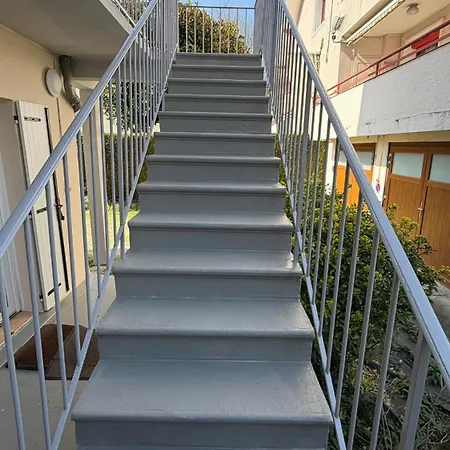 公寓 T1 Entre Et Avec Balcon 艾克斯莱班