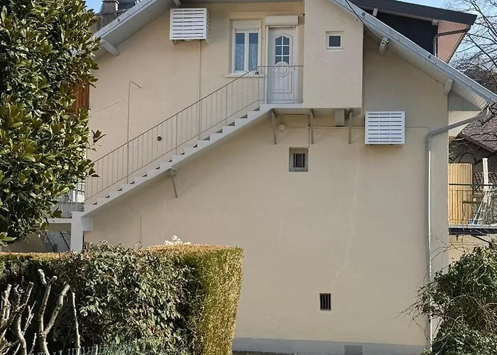 T1 Entre Et Avec Balcon * إيكس ليه با